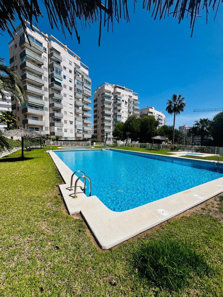 ALQUILER – EL CAMPELLO PLAYA ALQUILER – EL CAMPELLO PLAYA